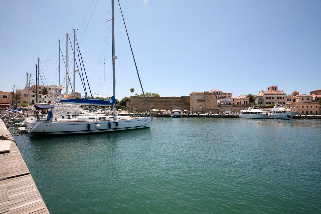 Piper'S Boat Hotel Alghero Exterior photo